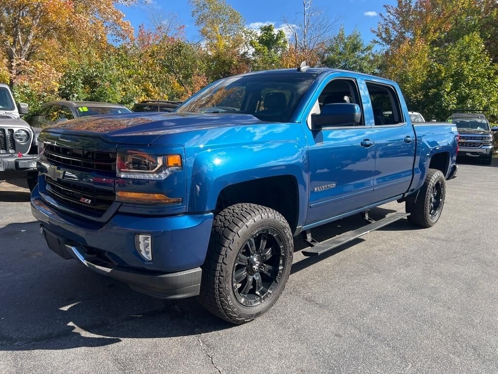 2018 CHEVROLET Silverado