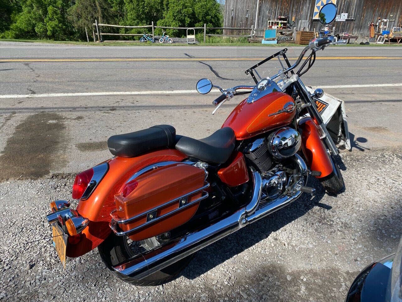 2003 HONDA VT750