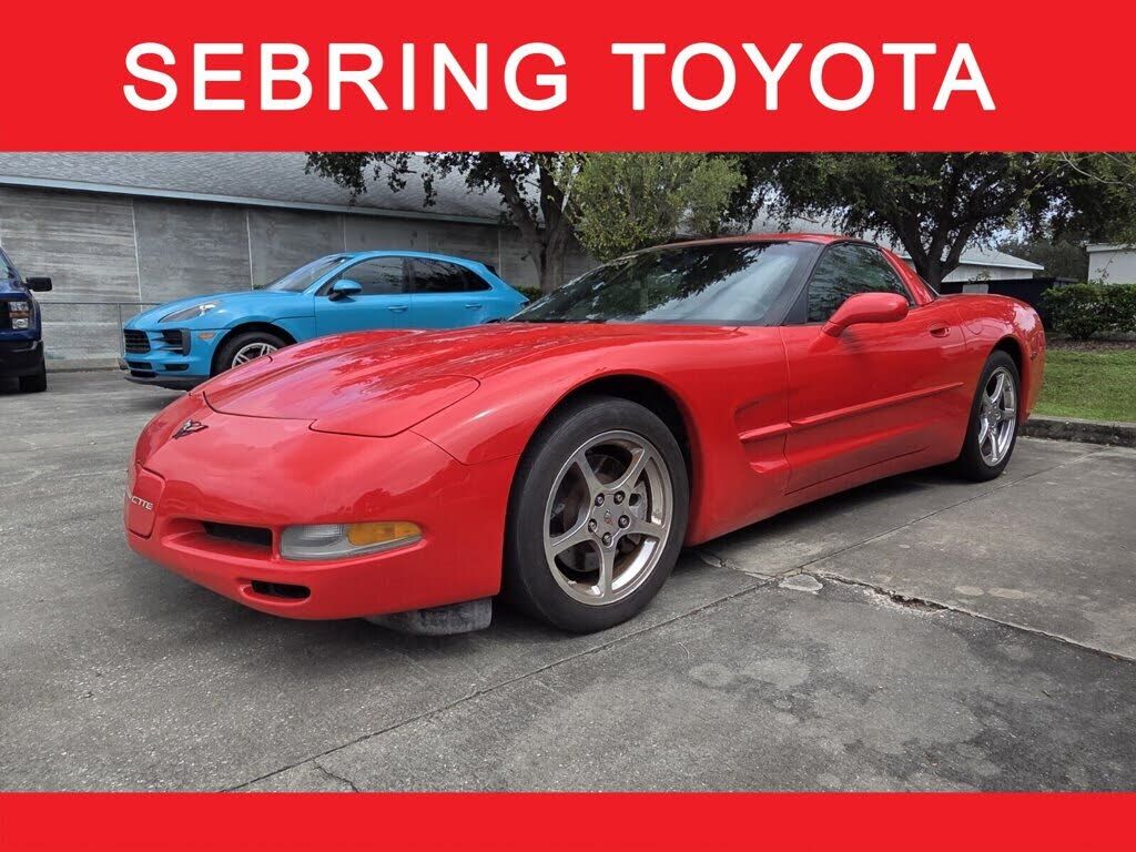 2004 CHEVROLET Corvette