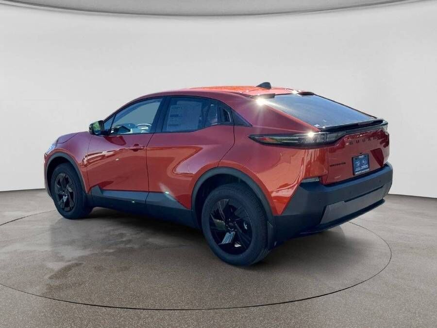 2027 SUBARU Uncharted