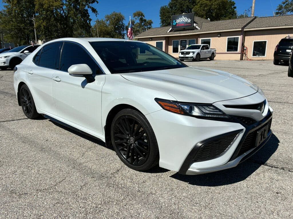 2021 TOYOTA Camry
