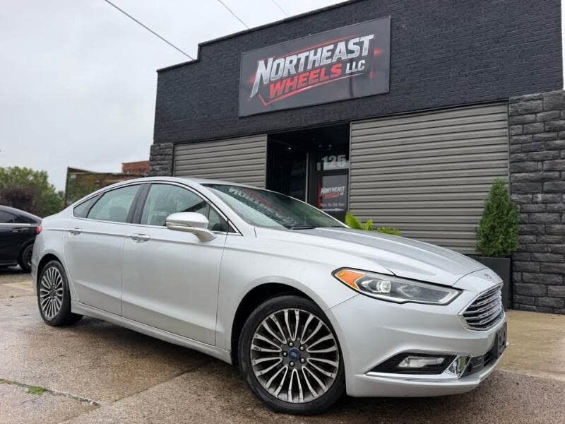 2017 FORD Fusion