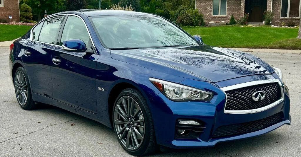 2017 INFINITI Q50