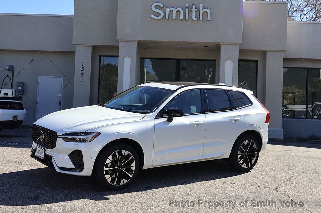 2026 VOLVO XC60