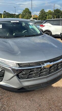 2024 CHEVROLET Trax