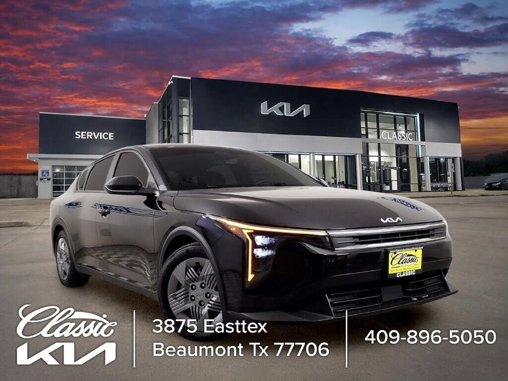 2025 KIA K4