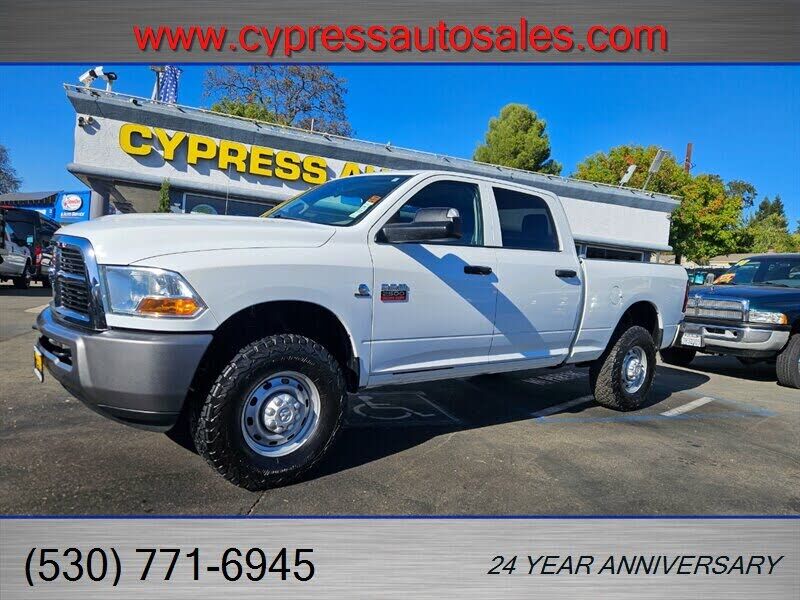 2011 DODGE Ram