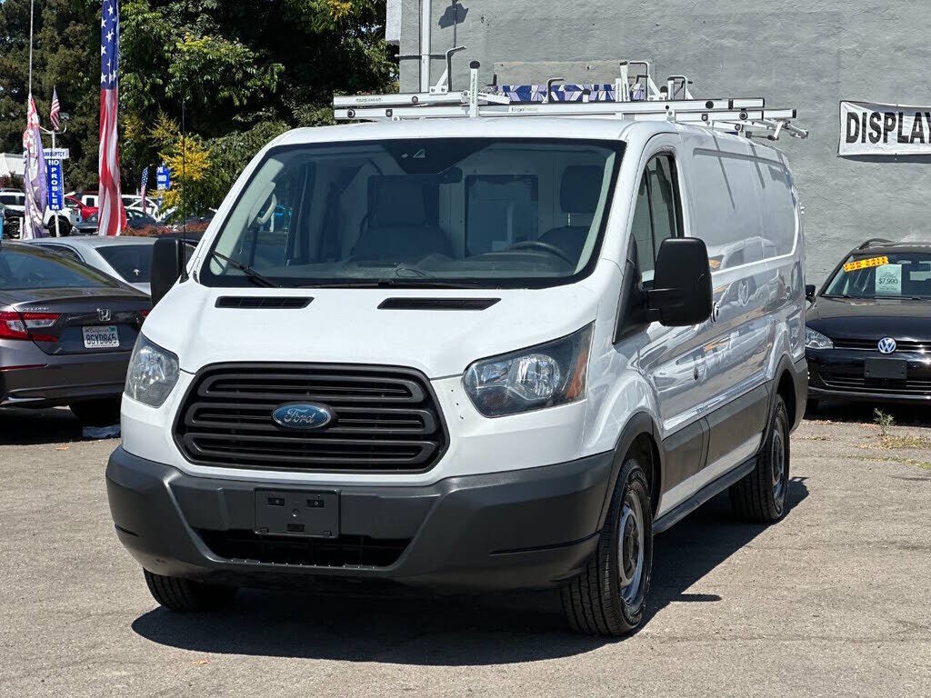 2017 FORD Transit