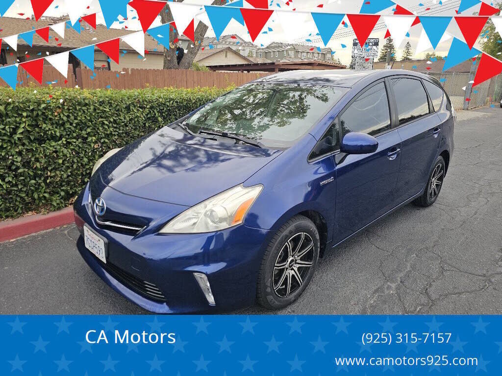 2013 TOYOTA Prius
