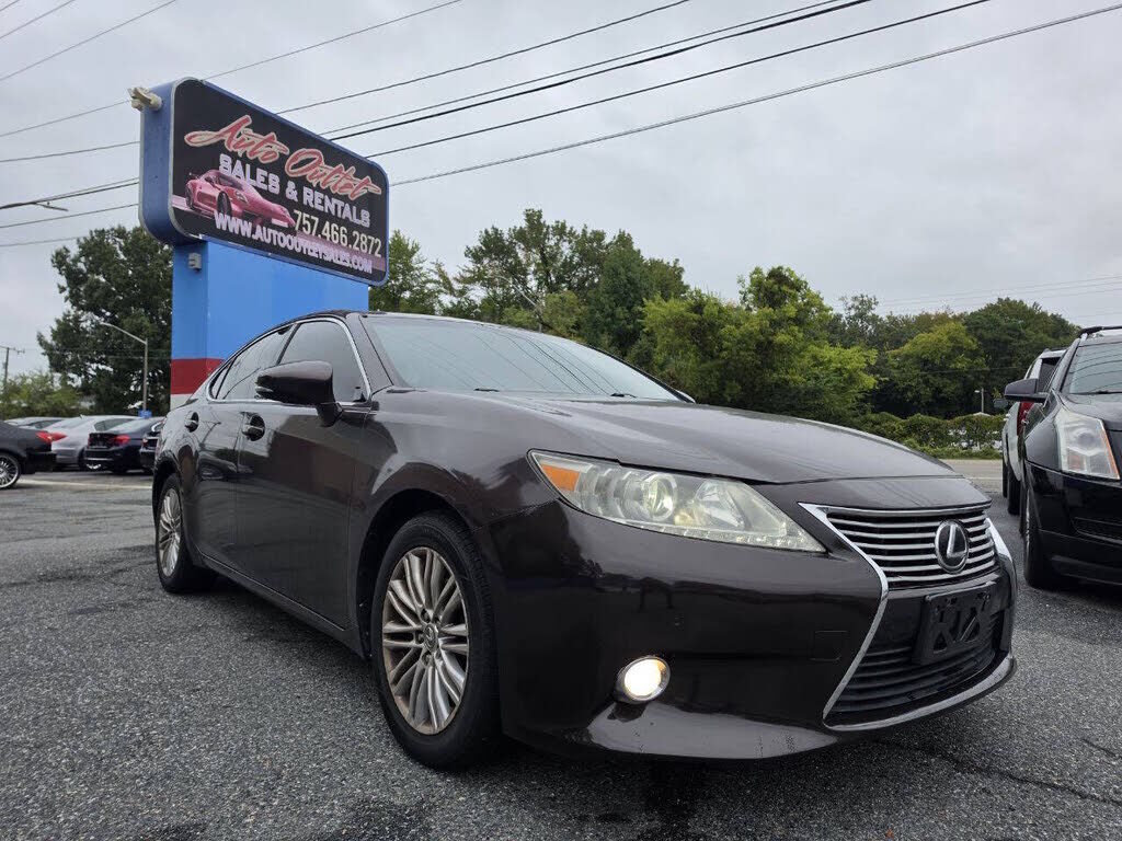 2013 LEXUS ES