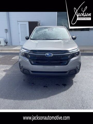 2025 SUBARU Forester