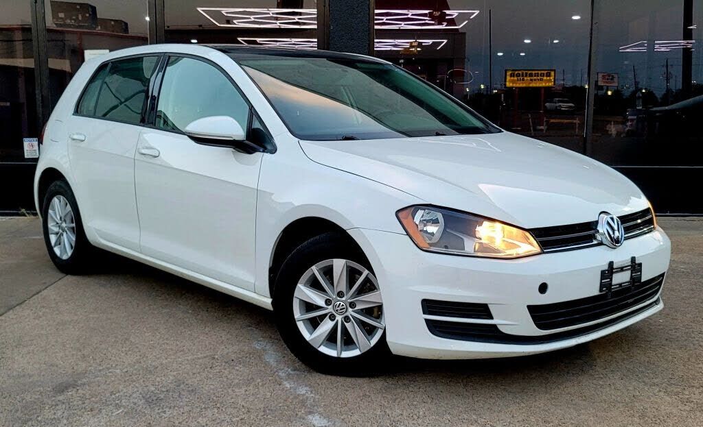 2016 VOLKSWAGEN Golf