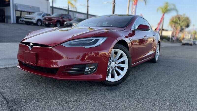 2017 TESLA Model S