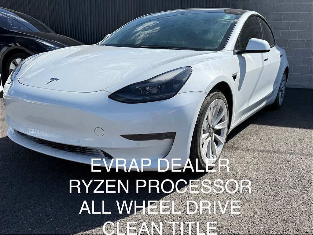 2022 TESLA Model 3