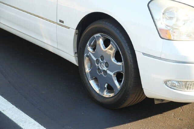 2001 LEXUS LS