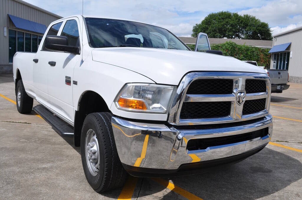 2012 DODGE Ram