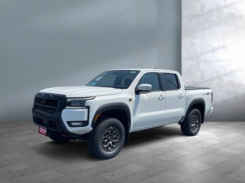 2026 NISSAN Frontier