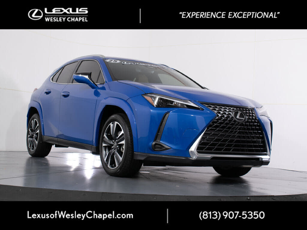 2025 LEXUS UX