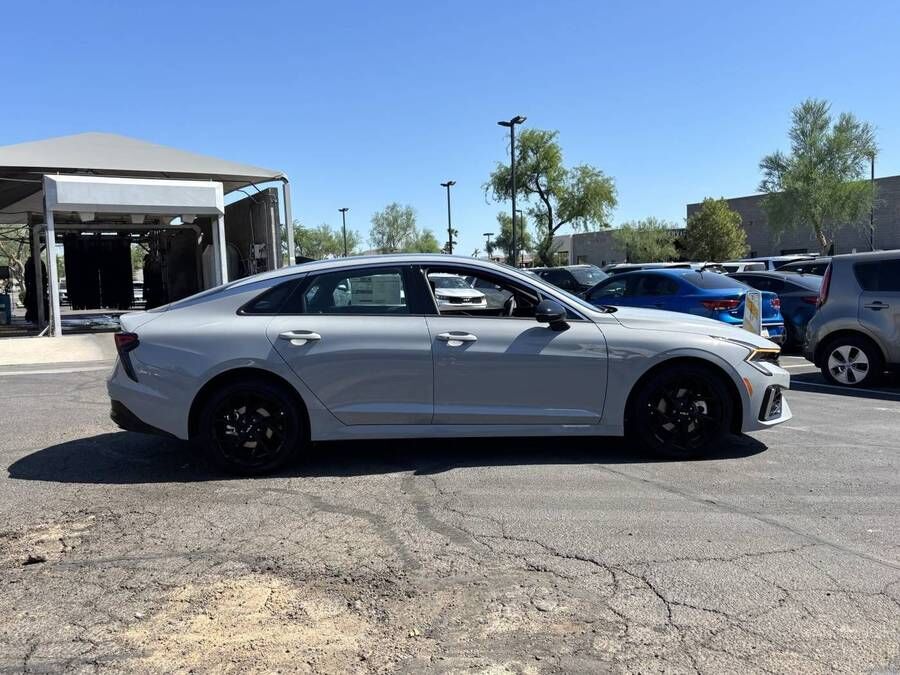 2026 KIA K5