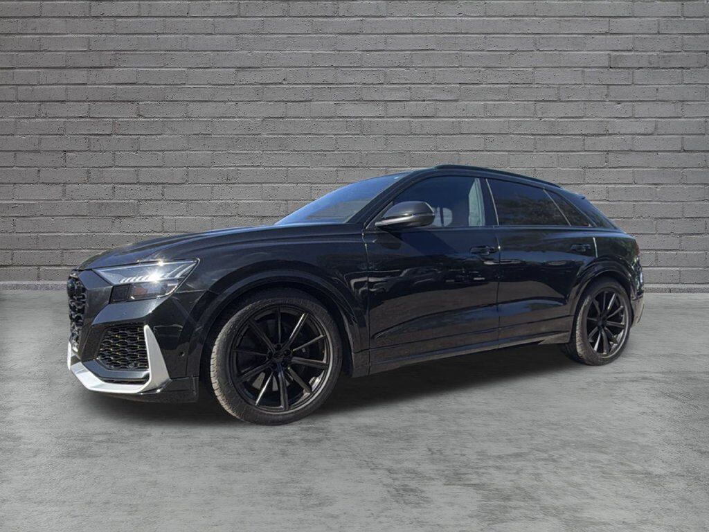 2022 AUDI RS Q8