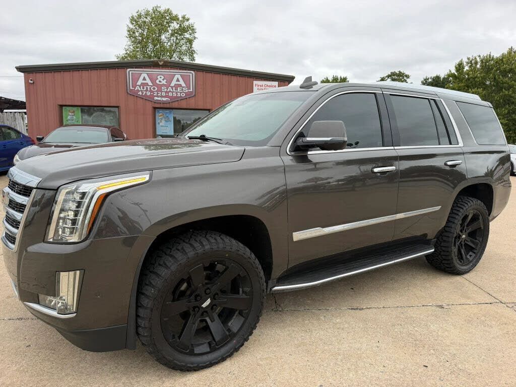 2020 CADILLAC Escalade