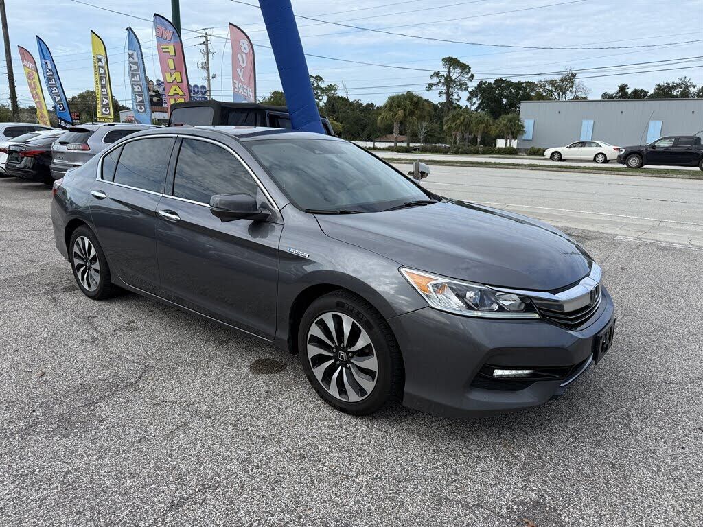 2017 HONDA Accord