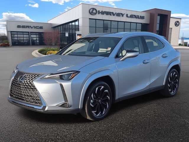 2026 LEXUS UX