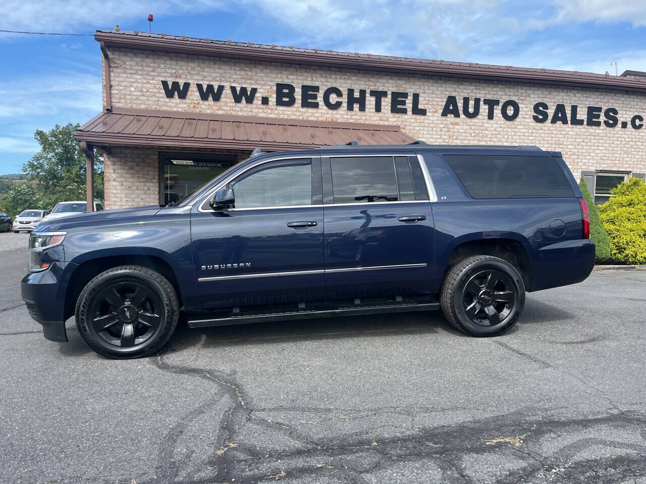 2017 CHEVROLET Suburban
