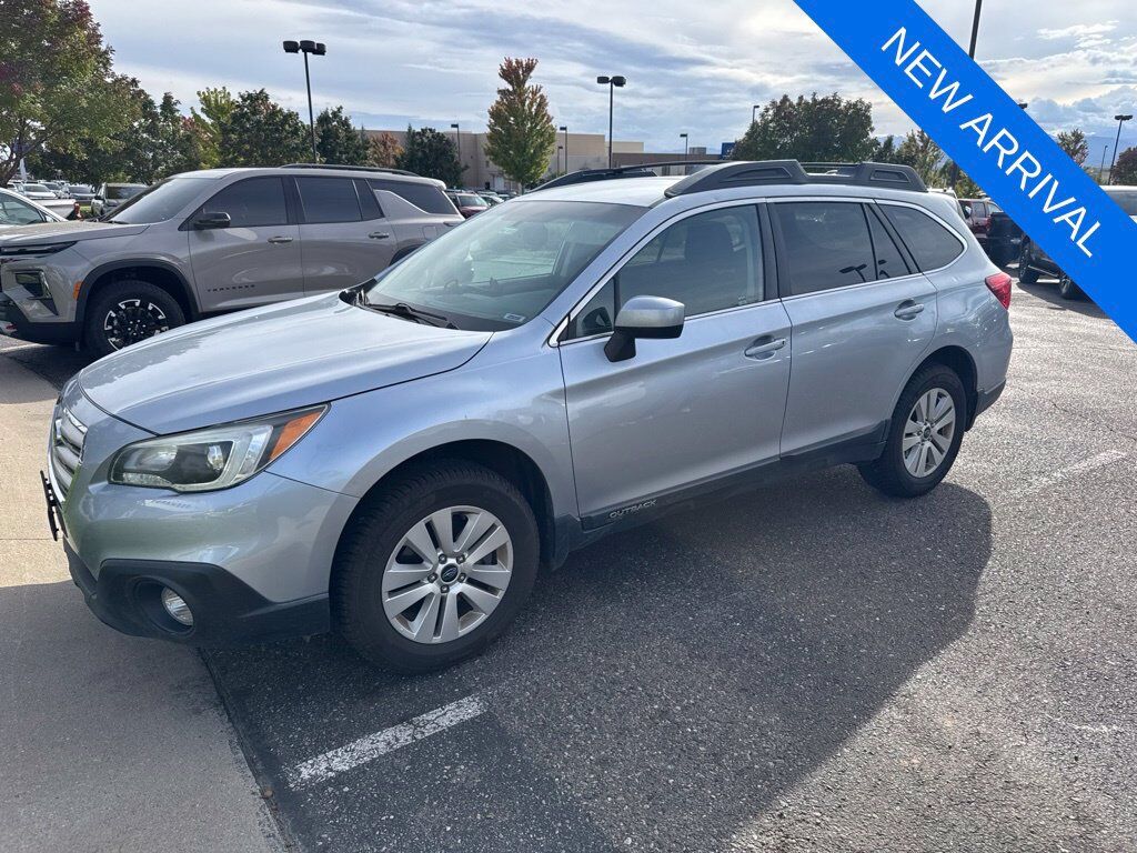 2016 SUBARU Outback