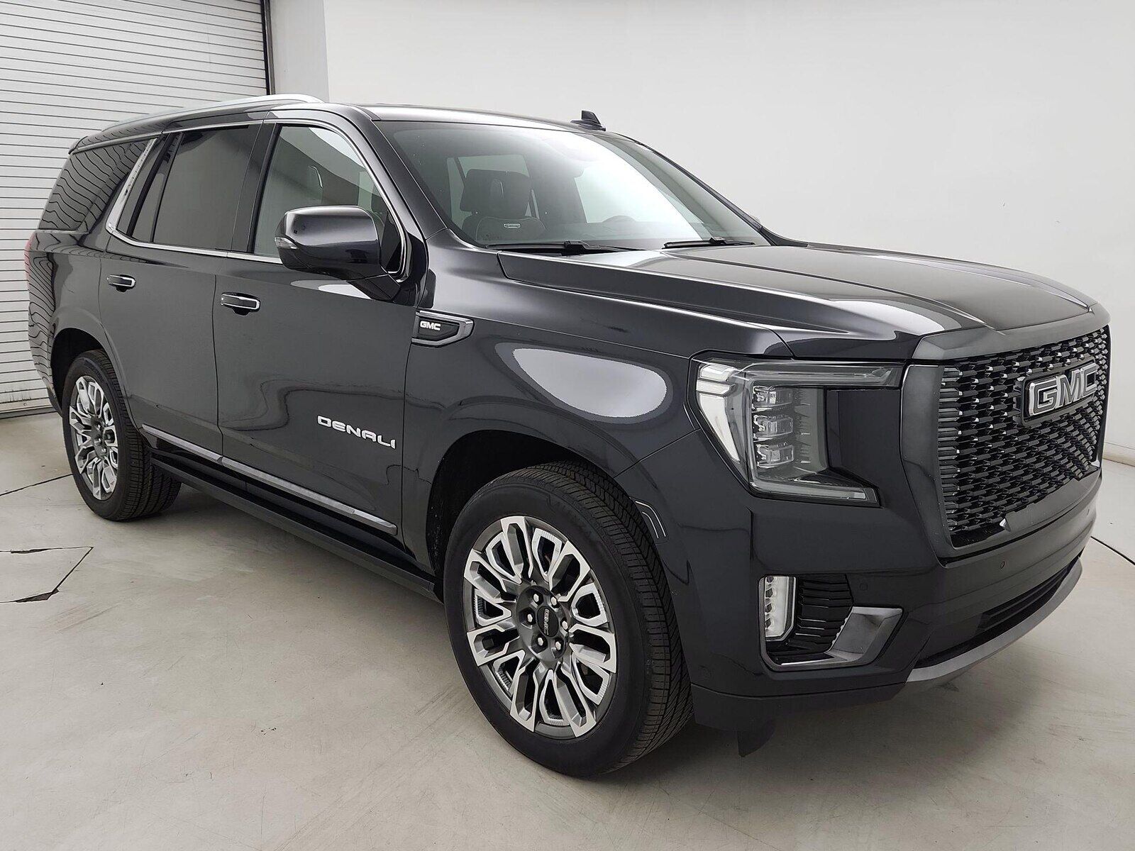 2023 GMC Yukon