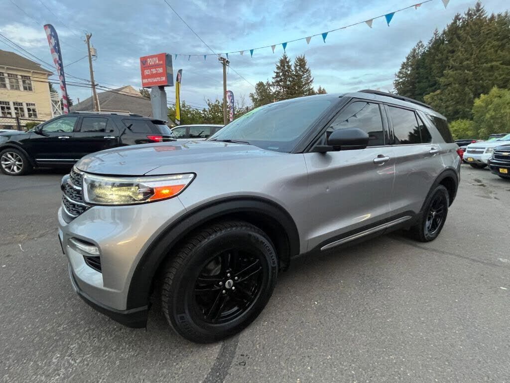 2021 FORD Explorer