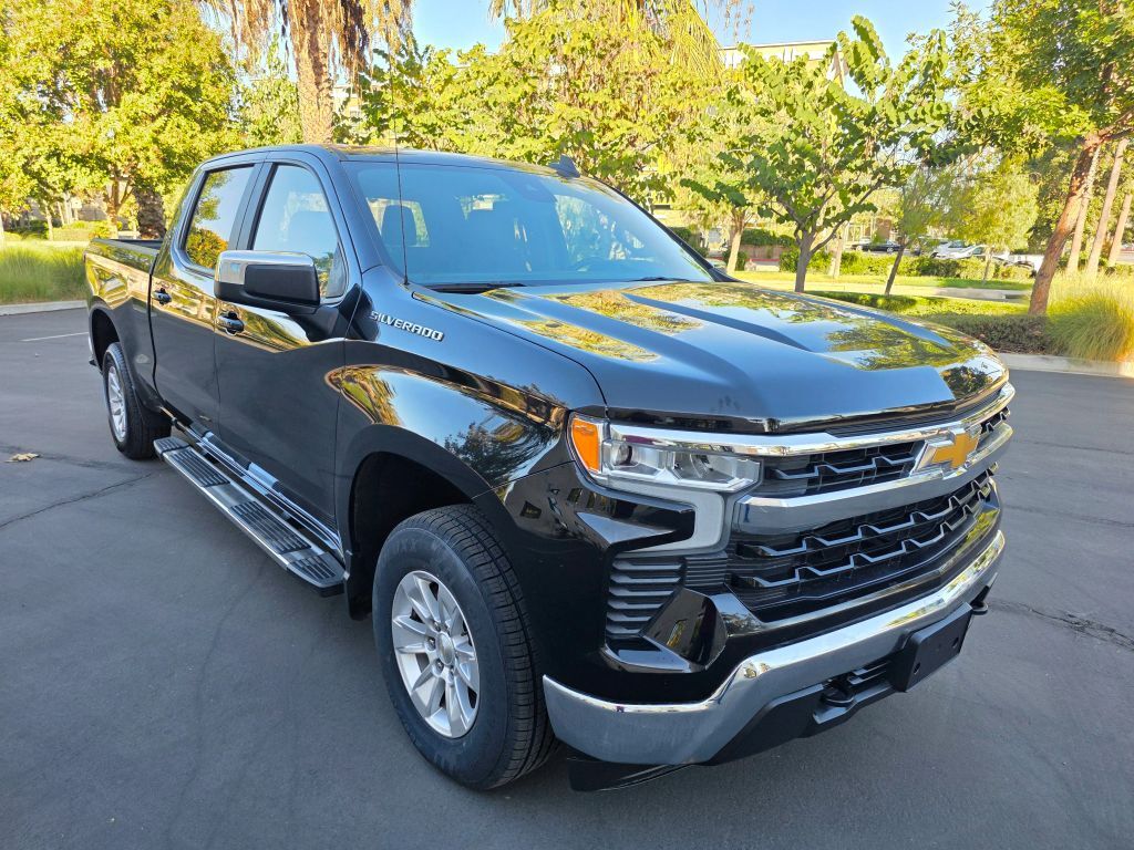 2023 CHEVROLET Silverado