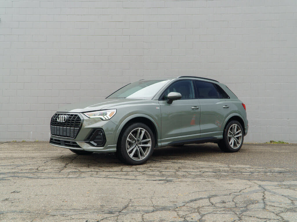 2022 AUDI Q3