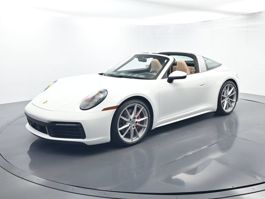 2021 PORSCHE 911