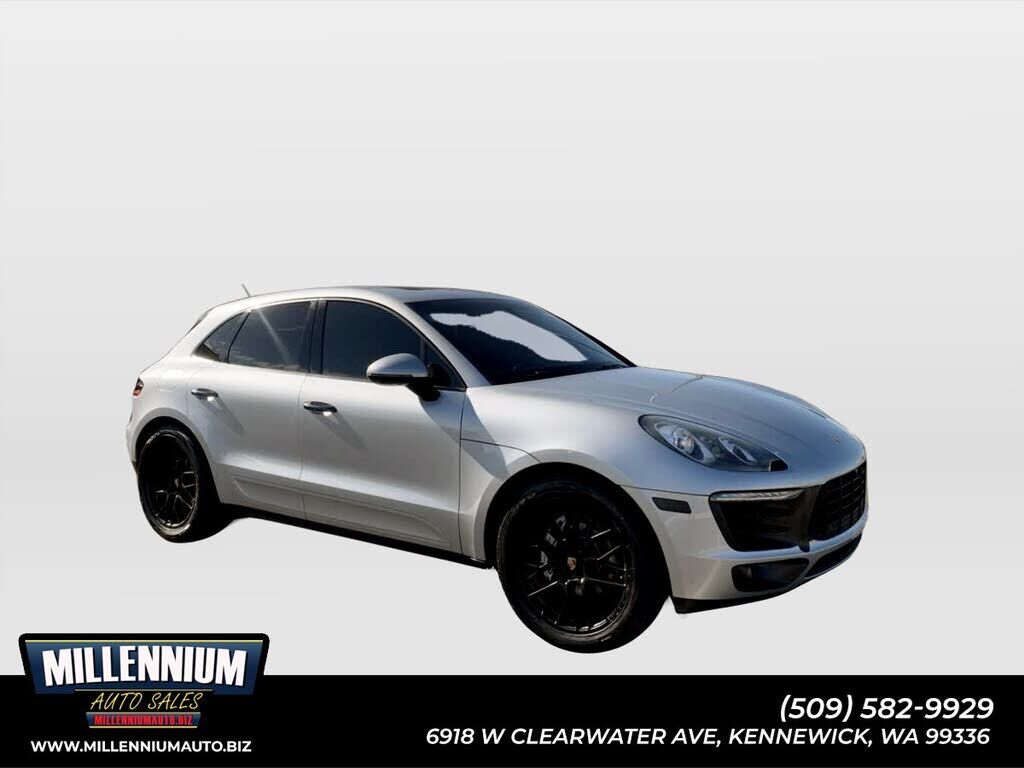 2016 PORSCHE Macan