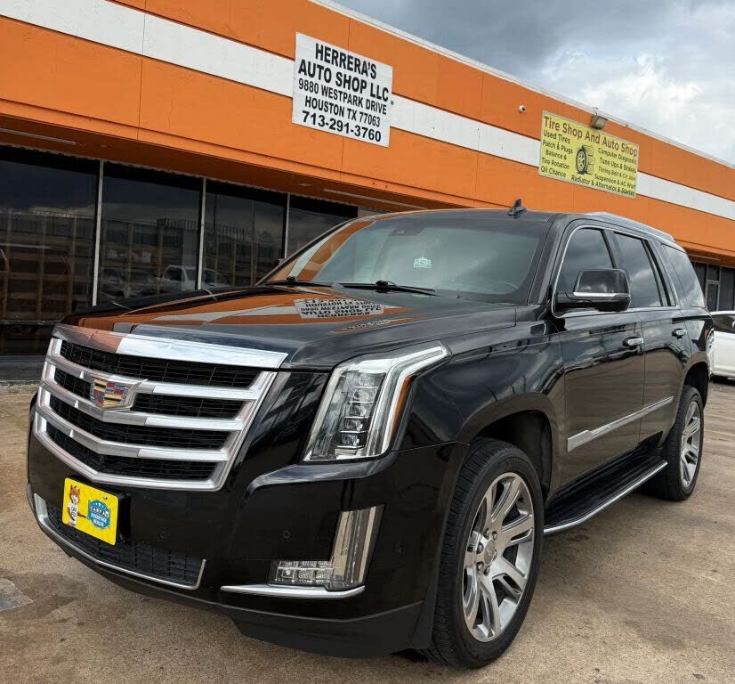 2019 CADILLAC Escalade
