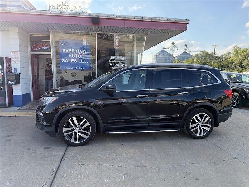 2017 HONDA Pilot