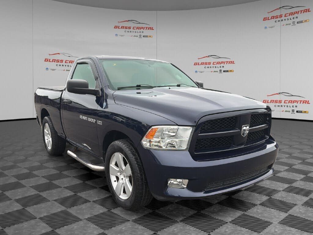2012 DODGE Ram