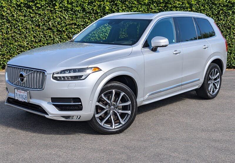 2016 VOLVO XC90