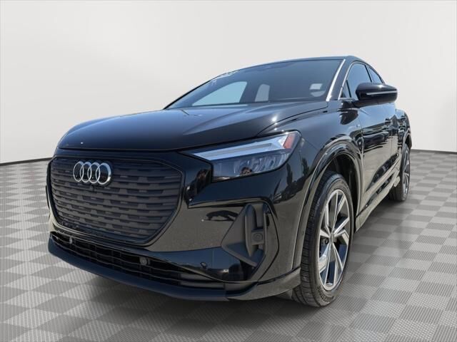 2023 AUDI Q4