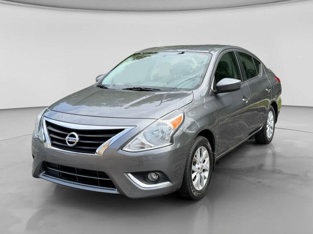 2019 NISSAN Versa