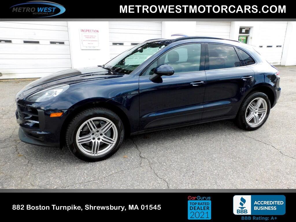 2023 PORSCHE Macan