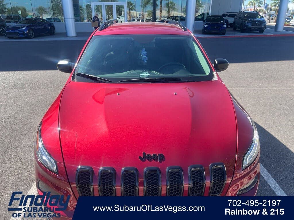 2017 JEEP Cherokee