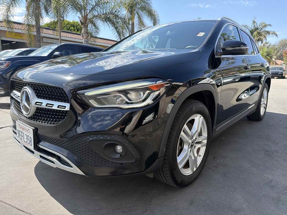 2023 MERCEDES-BENZ GLA-Class