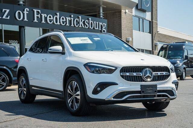 2026 MERCEDES-BENZ GLA-Class