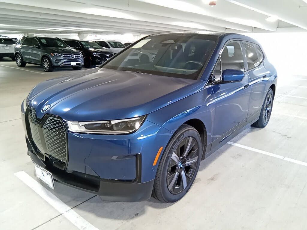 2024 BMW ix