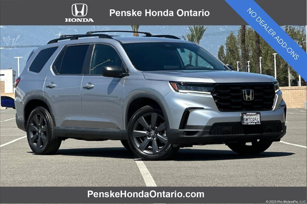 2025 HONDA Pilot