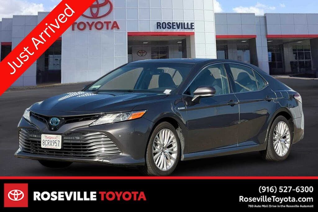 2018 TOYOTA Camry