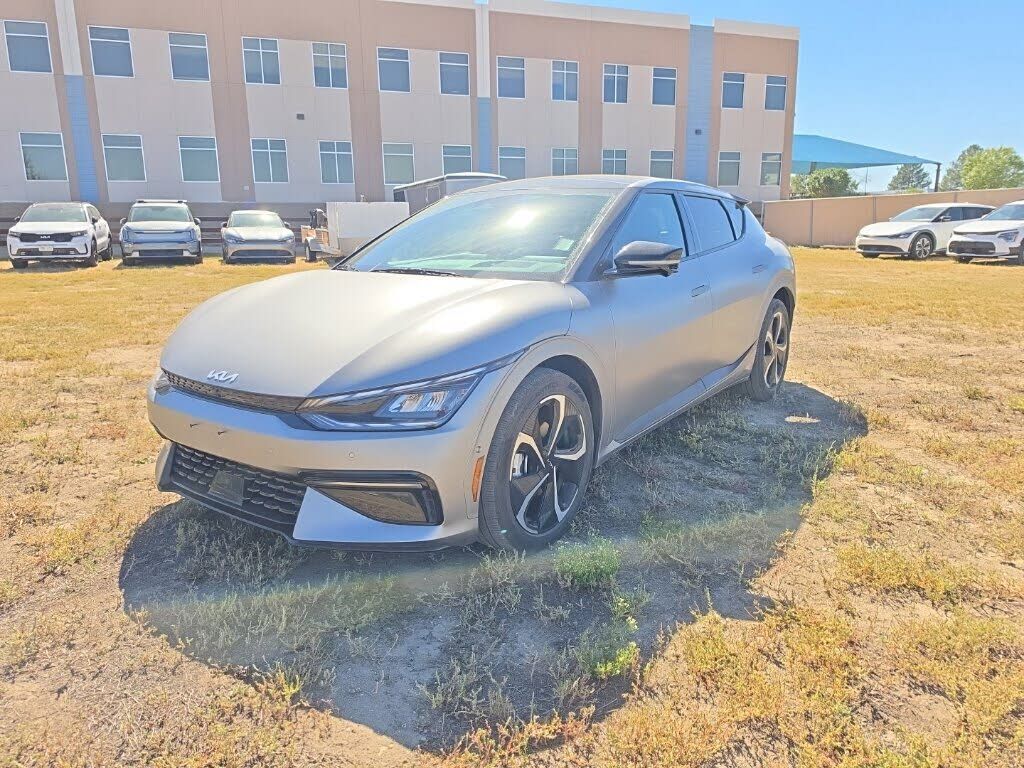 2024 KIA EV6
