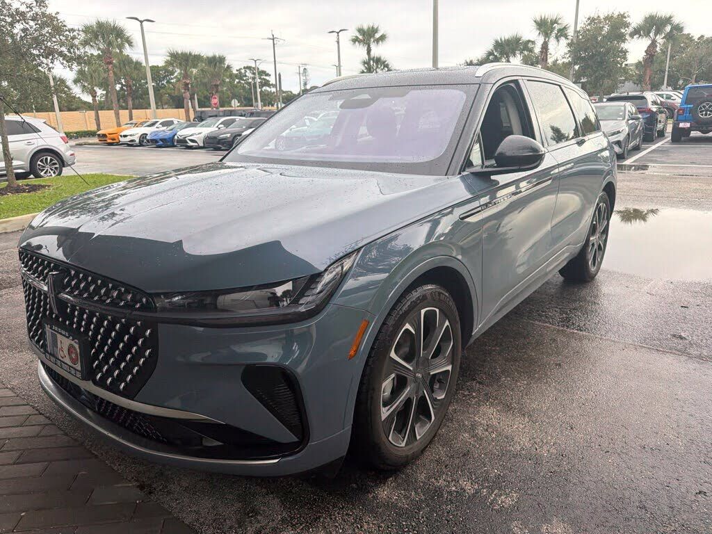 2026 LINCOLN Nautilus